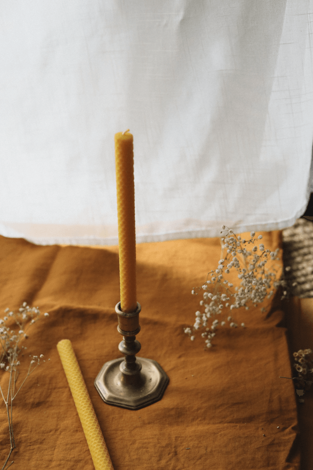 Chandelle roulée en cire d'abeille